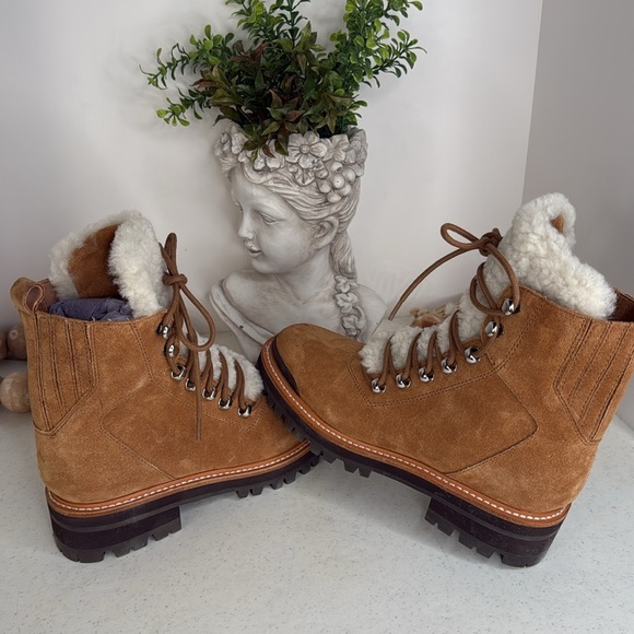 Marc Fisher LTD
Izzie Izzie Lugsole Ankle Boots Sz 7M - Picture 5 of 12